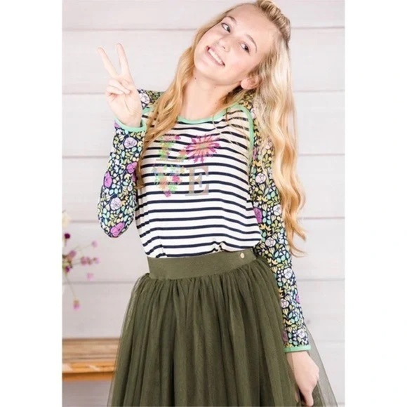 MATILDA JANE • The Adventure Begins Hello There Love Raglan Baseball Tee Shirt - Picture 4 of 5